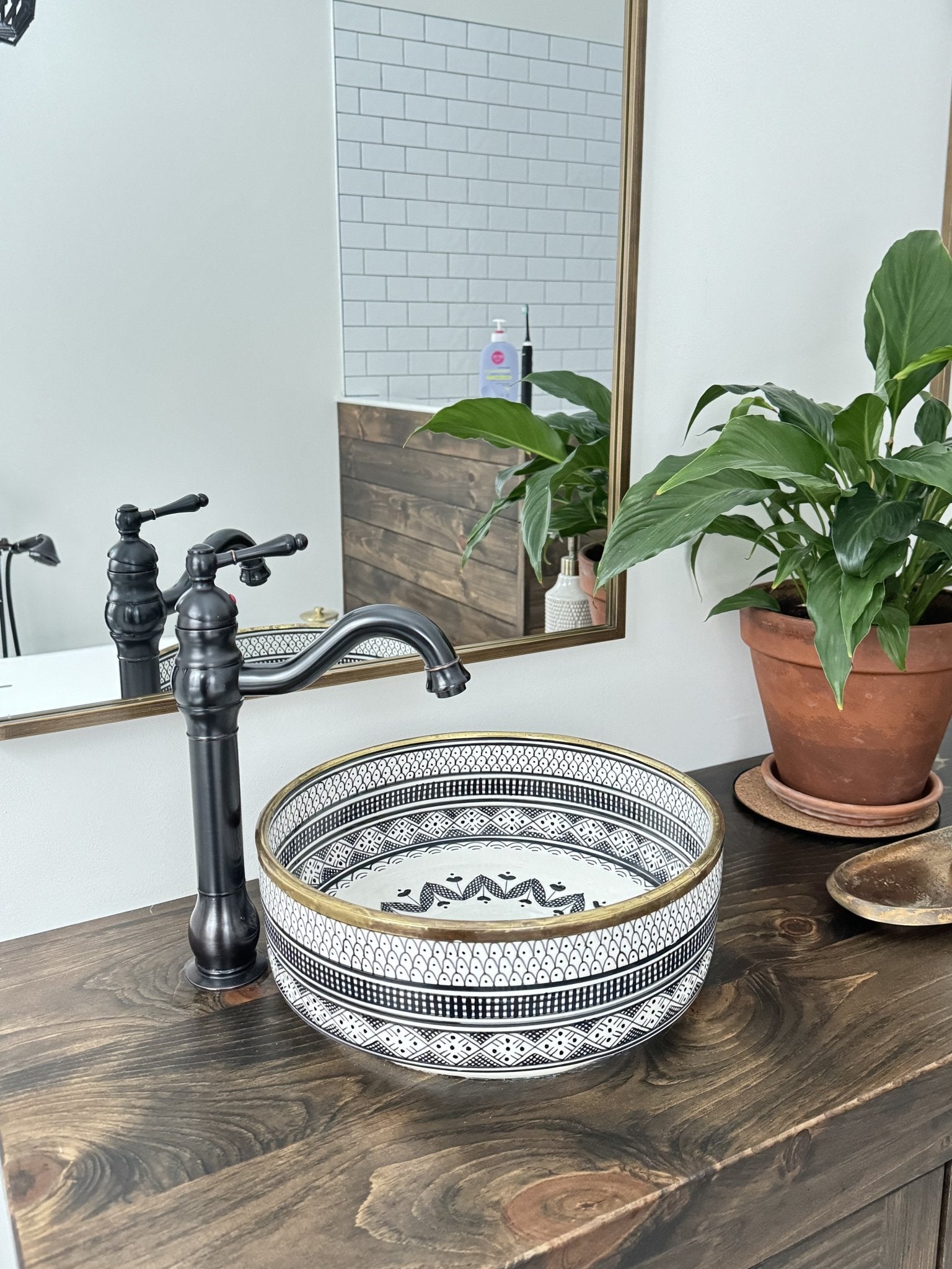 Bathroom Sinks - Custo&Co